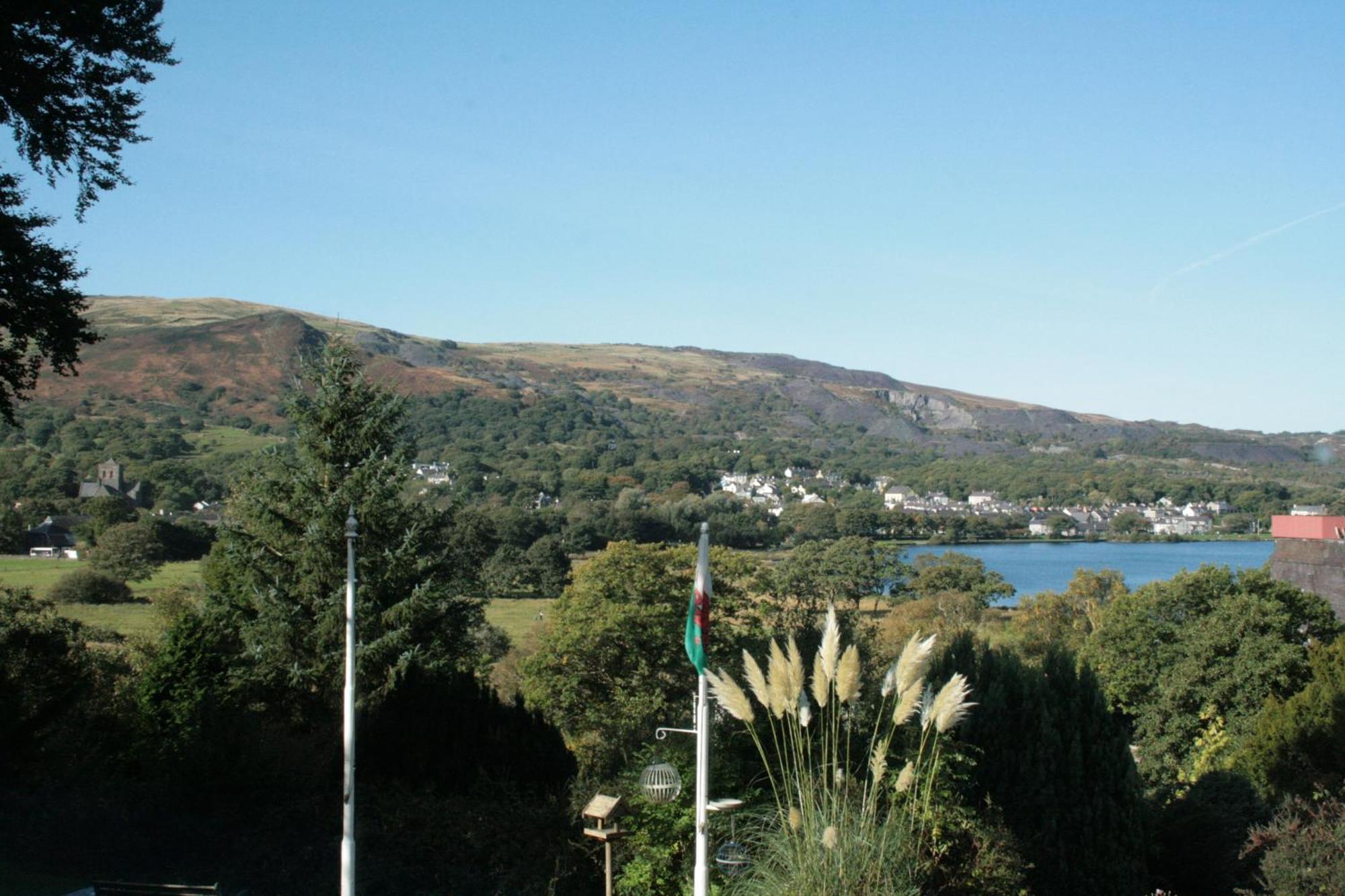 Padarn Apartment At Glanybala Holidays Llanberis Eksteriør billede